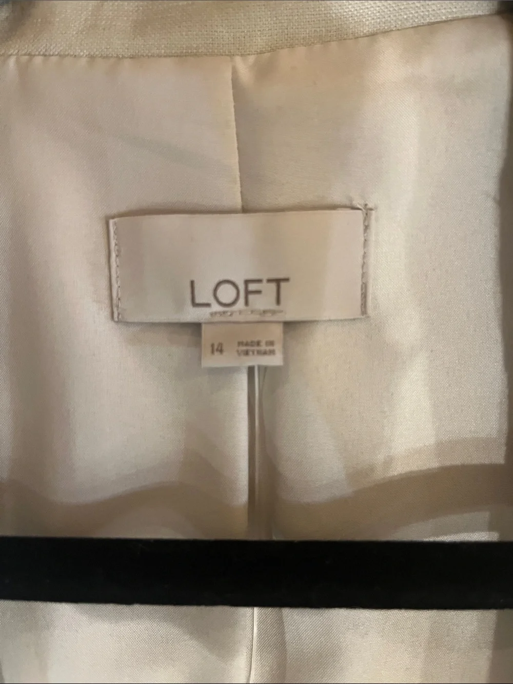 LOFT light cream